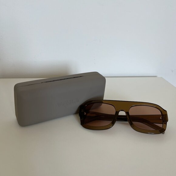 Vehla Kaia Sunglasses in Caramel/Toffee - Picture 10 of 11
